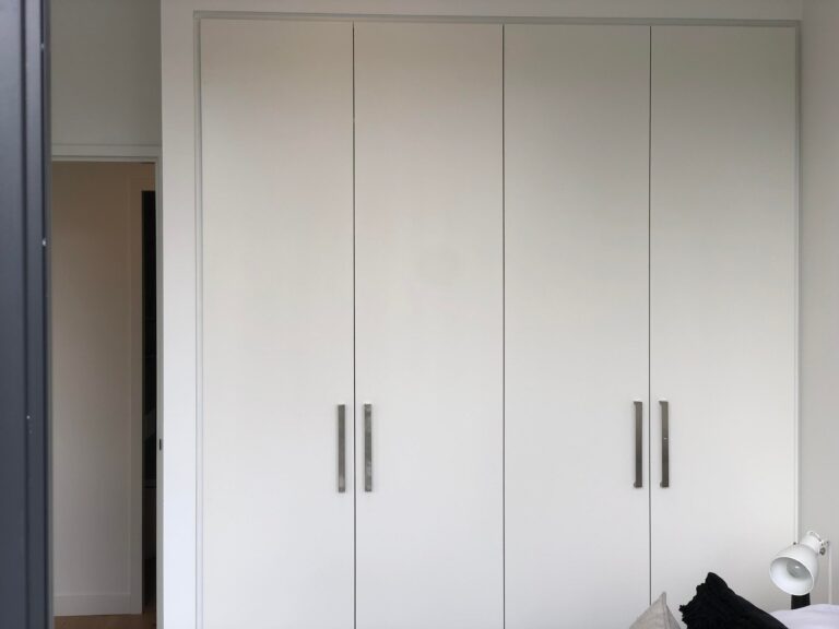 Custom wardrobes designs Sydney