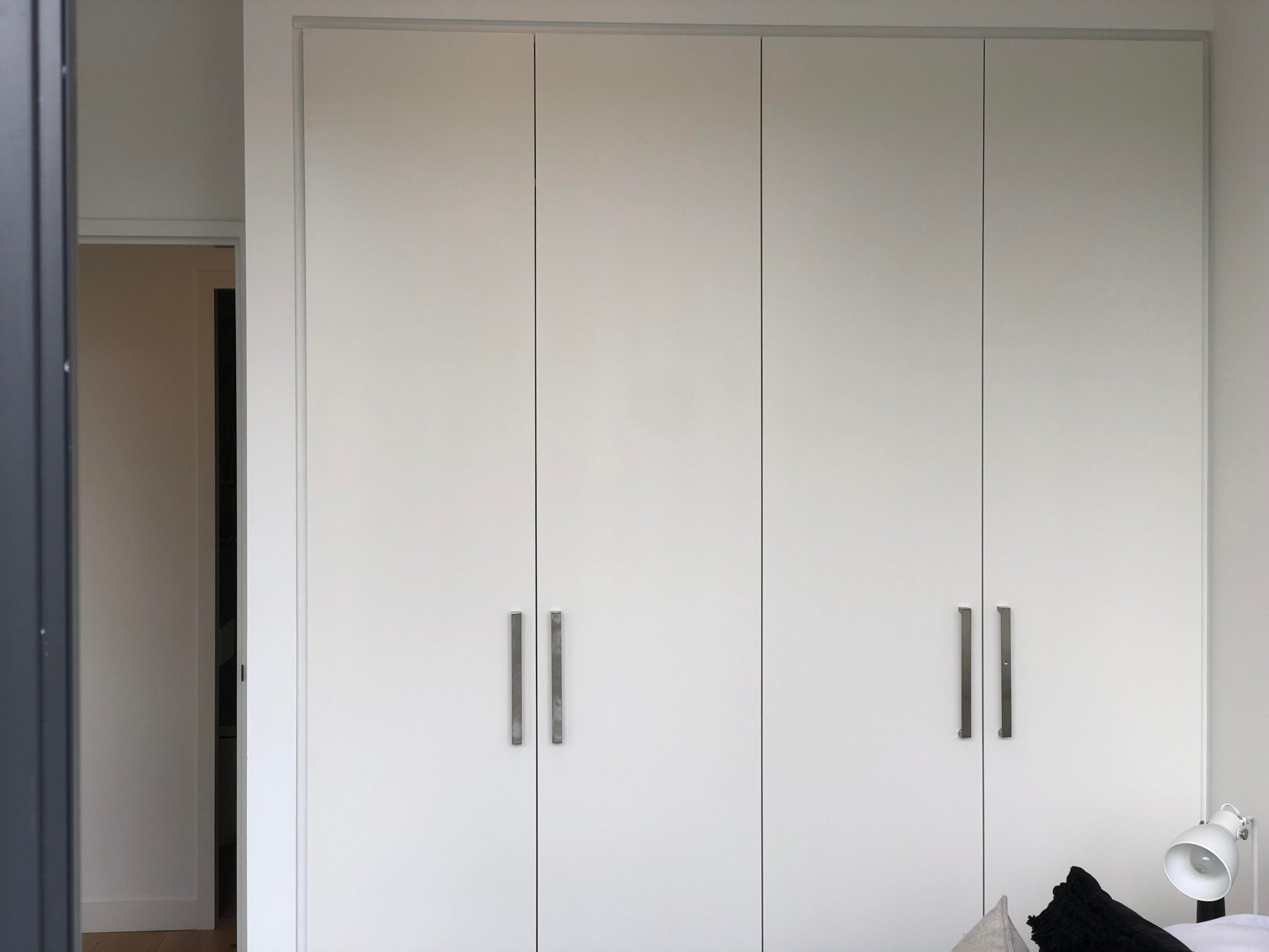 Custom wardrobes designs Sydney